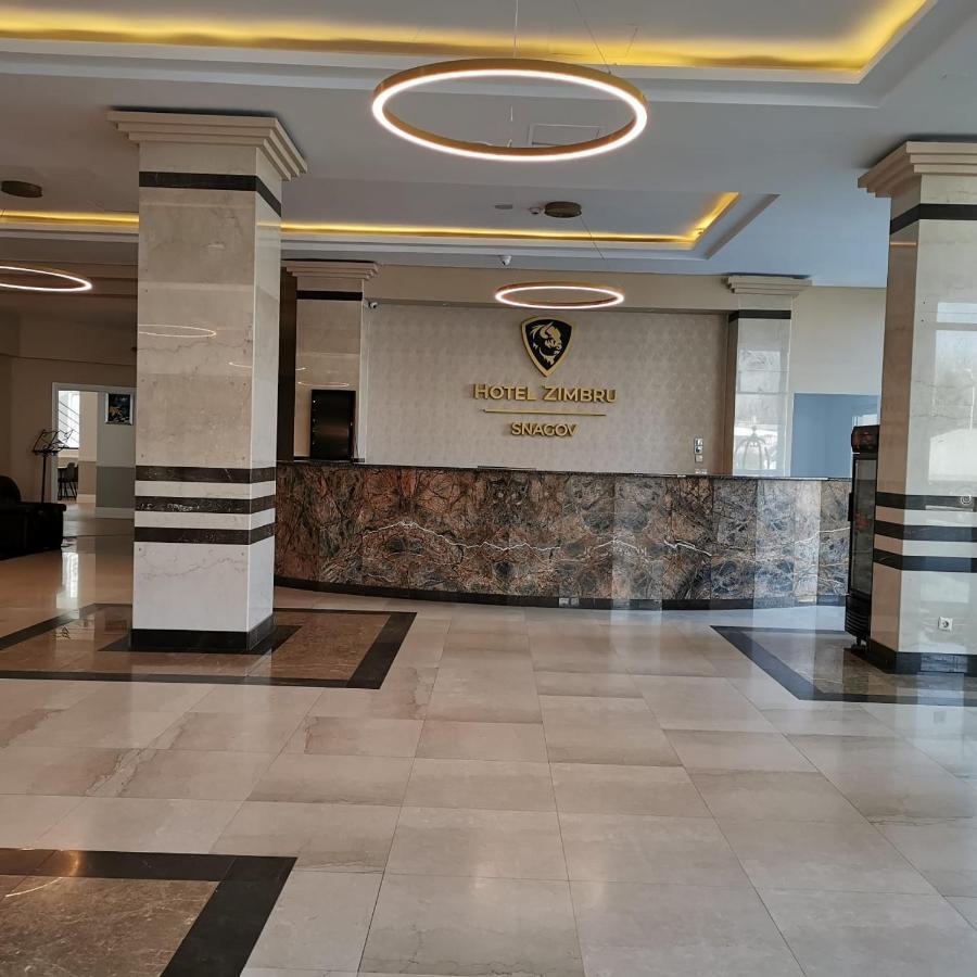Hotel Zimbru Snagov Tincabesti エクステリア 写真